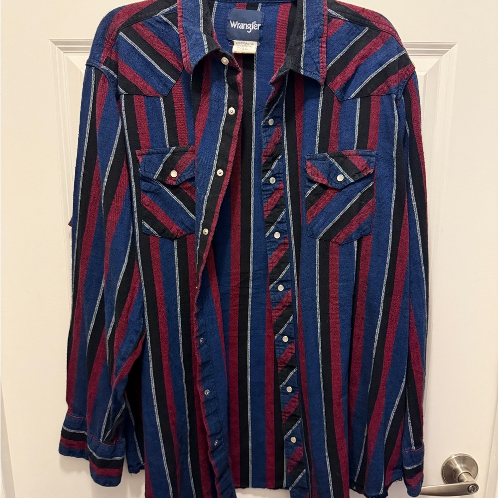 Wrangler Multi-Color Plaid Shirt